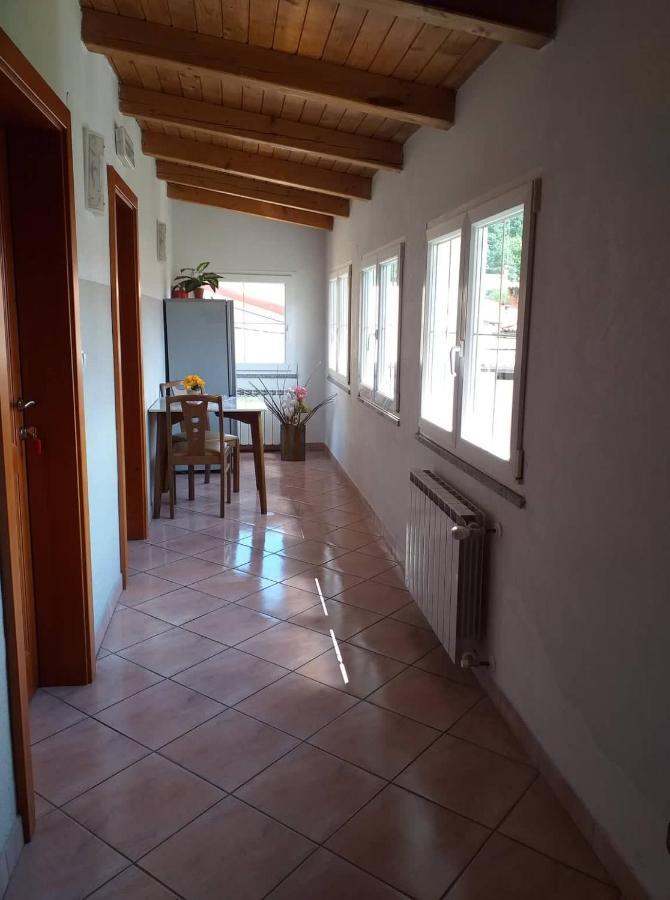 Rooms And Apartment Ambrozic Vremski Britof Esterno foto